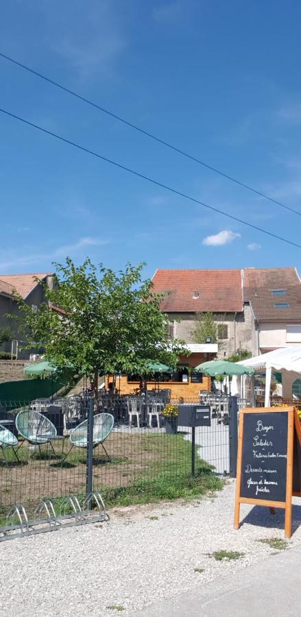 Duplex Dans La Vallee Besançon Exterior foto